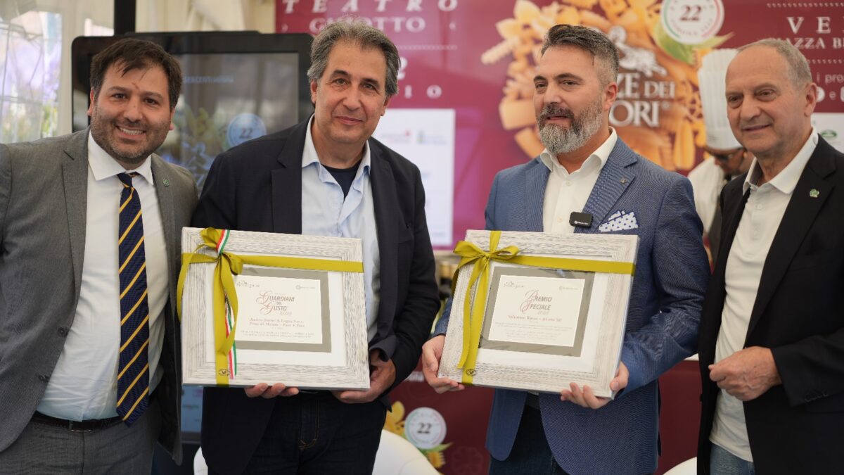 Pane e Pace con Salvatore Russo, organizzatore dell'evento &LOVE