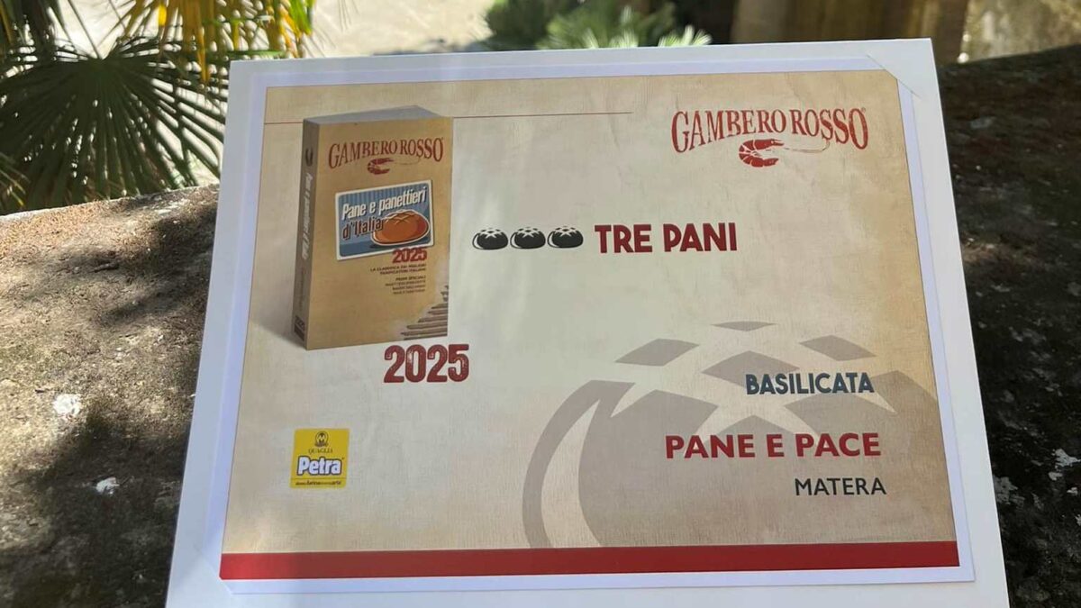 pane e pace con i tre pani di gambero rosso per il 2025