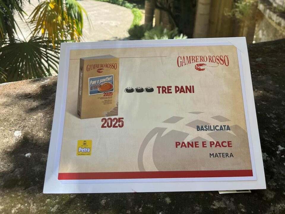 pane e pace con i tre pani di gambero rosso per il 2025